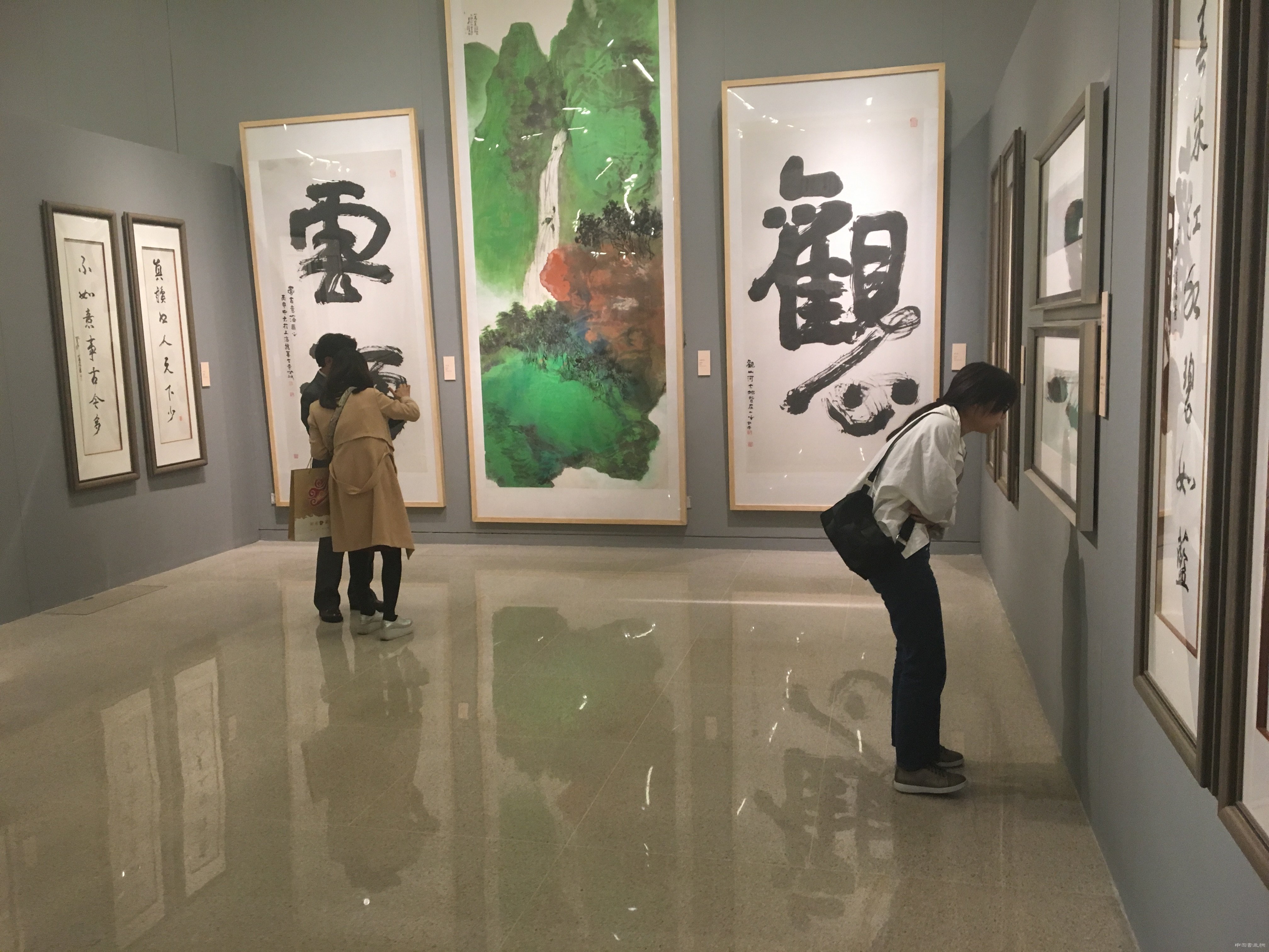 “山高水长——陈佩秋、照诚书画联展”在国博开幕