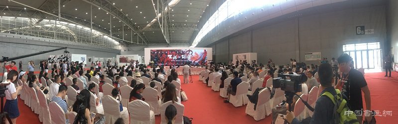 “情牵丝路 不朽胡杨”周尊圣胡杨作品展隆重开幕