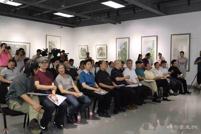 “梦的起点——全国首届学院派优秀毕业生作品展”在京举行