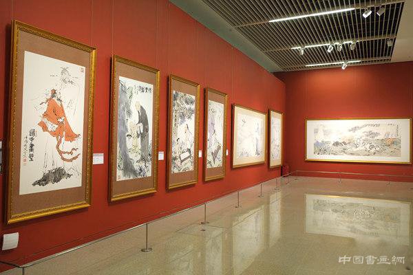 《高怀云岭——范曾八秩之庆艺文展》在国博举行