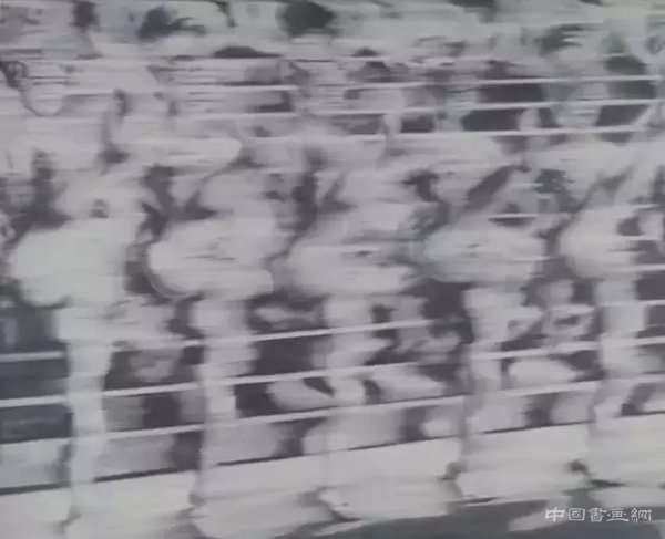 从摄影绘画到“高级灰”,里希特的抽象王国的前世今生?