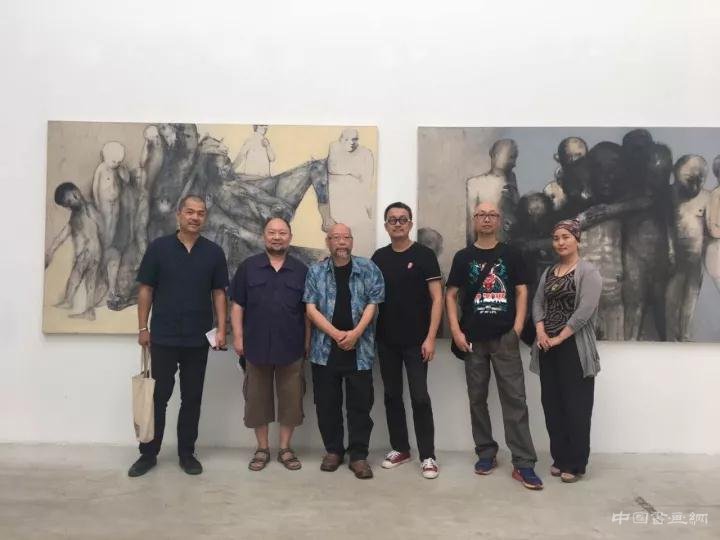 62岁杨重光北京首次个展