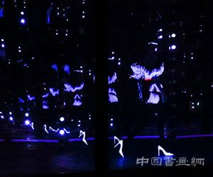 当“剪刀手”遇见草间弥生