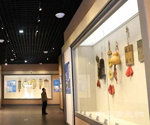 十二万文物藏品展现历史价值(华夏博物之旅)