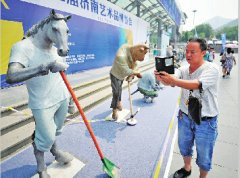 济南艺博会在艺术市场冰点中制造热点