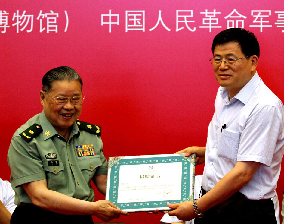 大型套装图书《李铎》已入藏国家图书馆