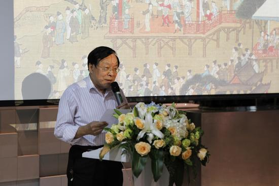 仇英模清明上河图鉴赏新书昨日在京发布