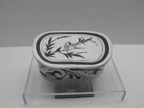 白与黑的艺术:磁州窑