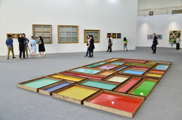 第二届南京国际美术展昨日开幕 参展作品来自全球
