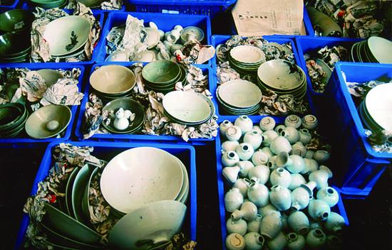 神秘宝藏:黄金列车藏山洞 海底沉船文物多