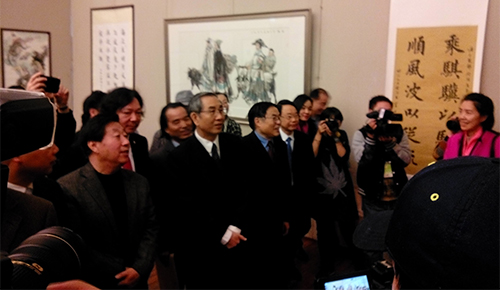 首届两岸书画艺术交流大展在京开幕