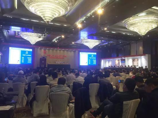 网络买家竞得亿元拍品 或将改变传统拍卖格局