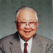 启功曾戏称自己是中学生 副教授 名虽扬 实不够
