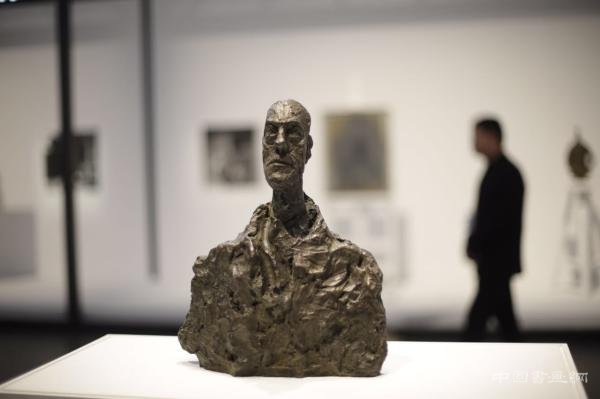 上海办了蓬皮杜之后最大的一次贾科梅蒂展,我们专访了策展人