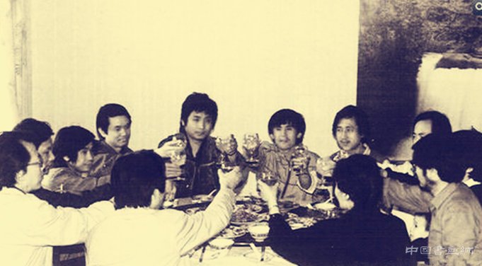 彭德:黄专,你先走,咱们随后去