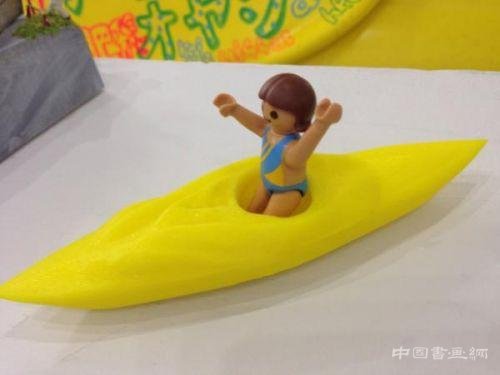 东京法院判定“阴道皮艇”是艺术 不是淫秽