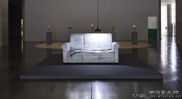“绘画者”张晓刚