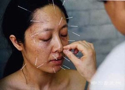 女性艺术是个悖论