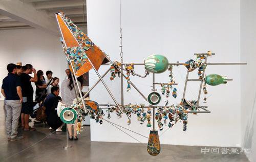 青年雕塑的五个“斜面” 亚洲艺术中心推新雕塑群展