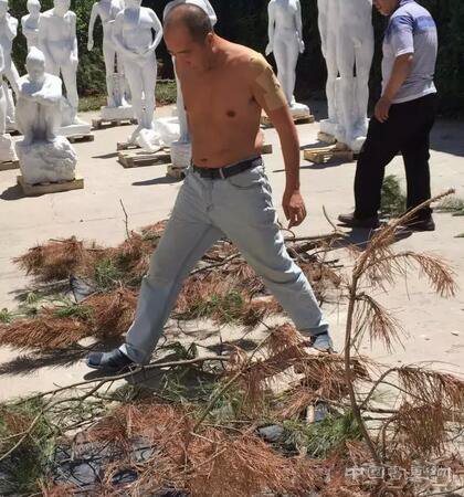 张大力个展“恒久与无常”：两组新作展出 两个极点在这里相遇