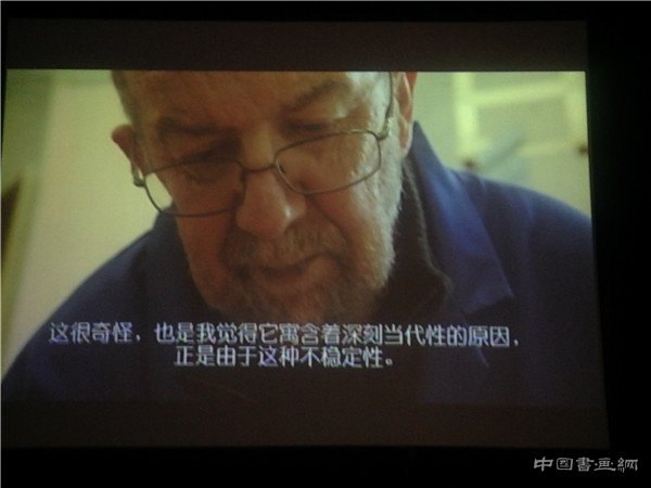 英国抽象艺术家约翰.麦克林个展在中央美术学院开幕 明快与愉悦的色彩舞者
