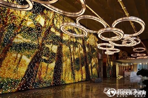 王思聪的万达瑞华和豪华酒店如何选艺术品