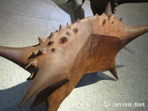 “岩中花树”艺术展里的“微园” 让现代化都市回顾自然
