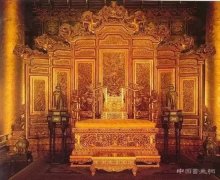 <b>史上最疯狂的木头：金丝楠阴沉木</b>