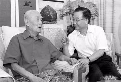 <b>30元入藏5幅白石图，5元入藏苏东坡手迹，他是如何做到的?</b>