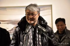 <b>请千万莫要再信誓旦旦地卖画开价，我的画xx万一尺!</b>