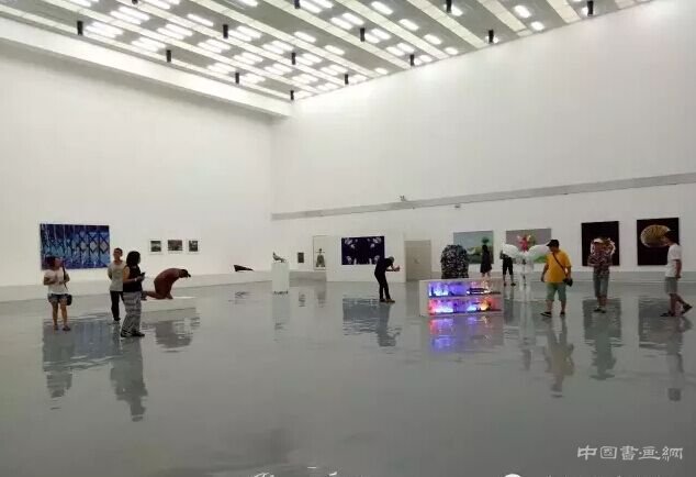 《北京·798诞生纪(2002-2006)》展在宋庄美术馆开幕