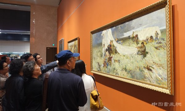 央美百年院藏巡展陕西美博　 全景呈现中国具象油画的“历史温度”