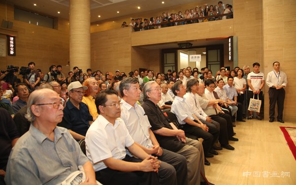 纪念彦涵诞辰100周年展览开幕 300件作品立体呈现“永远的战士”