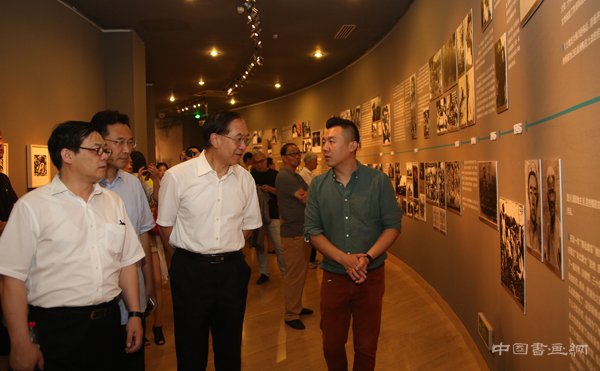 纪念彦涵诞辰100周年展览开幕 300件作品立体呈现“永远的战士”