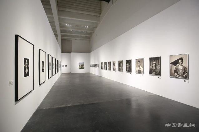 “你好，我的样子” 11位摄影师的手机摄影展
