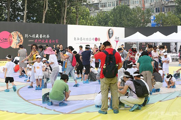 挑战大世界基尼斯 国内最大毕加索风格填色画在山水文园诞生