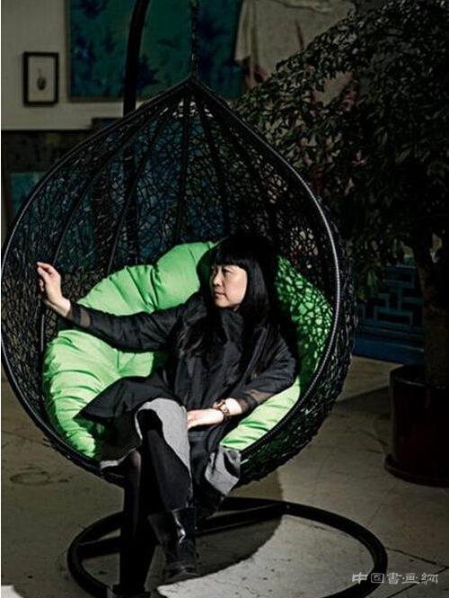 蔡锦:讲述美女艺术家自己的故事