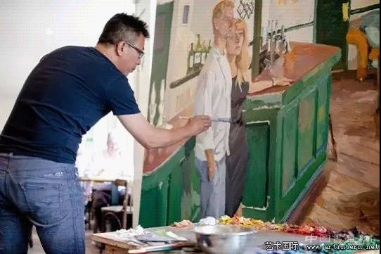 刘小东:入世不可耻,出世也不高级