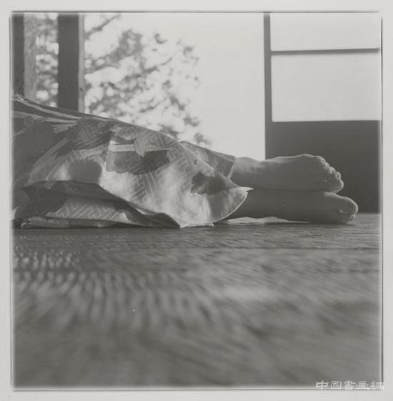 荣荣&映里的纽约首展“妻有物语”