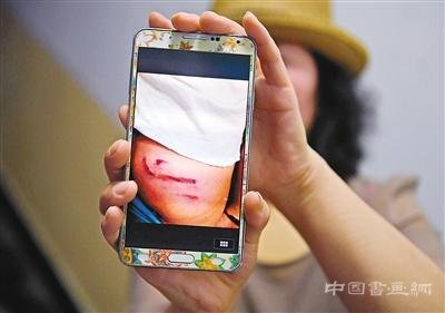 西安某美术文化学校130多名学生疑遭老师钢棍殴打