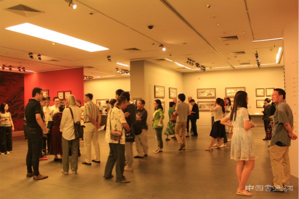 沈尧伊《地球的红飘带》连环画原作研究展在北京画院美术馆开展