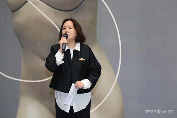 向京大型回顾展(1995-2011)+新作个展(2012-2016)开幕