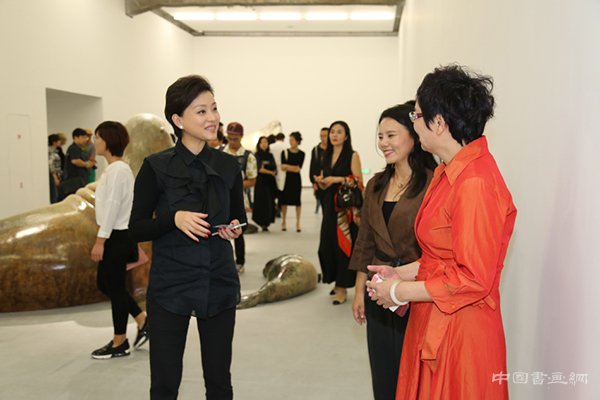向京大型回顾展(1995-2011)+新作个展(2012-2016)开幕