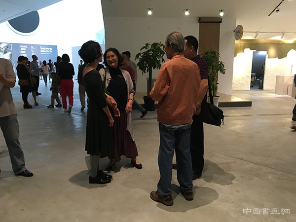 向京大型回顾展(1995-2011)+新作个展(2012-2016)开幕