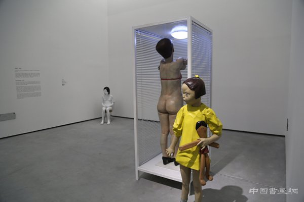 向京大型回顾展(1995-2011)+新作个展(2012-2016)开幕