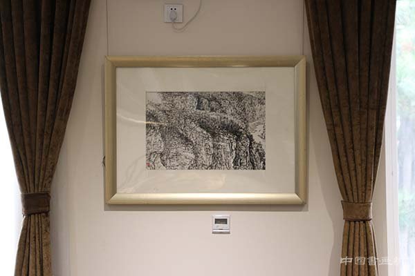传统水墨金秋画展在京举办 40余幅佳作展东方韵味-“杨连柱、朱英华金秋画展