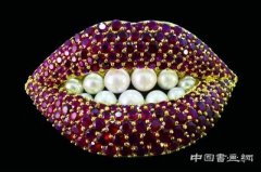 来自江河海洋的珍宝展览开幕 孝端皇后凤冠同展