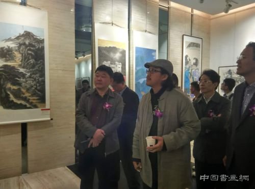 “纪长征胜利80周年青年美术双年展”今日开展