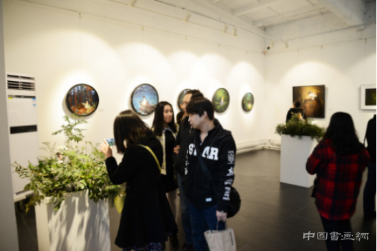 凤凰艺术破壳计划之“童梦仙踪——李玲个展”于10月22日隆重开幕