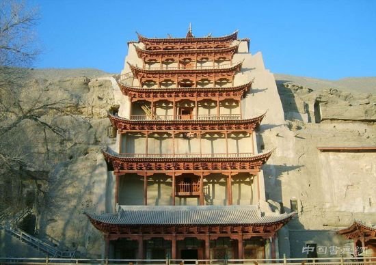  中国文化瑰宝中的石窟艺术——敦煌莫高窟